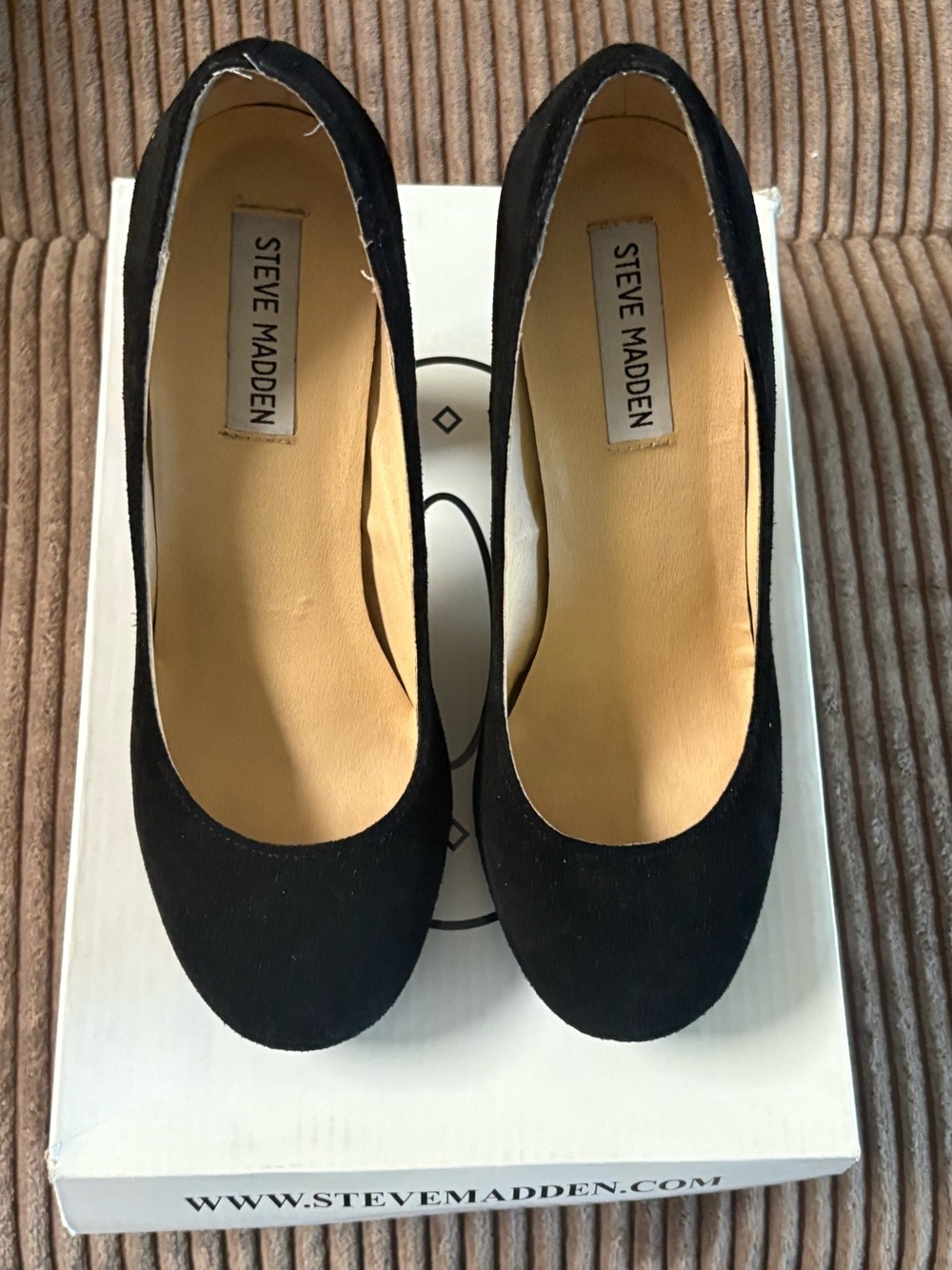 Steve Madden P-Katrin Black Suede- Size 7